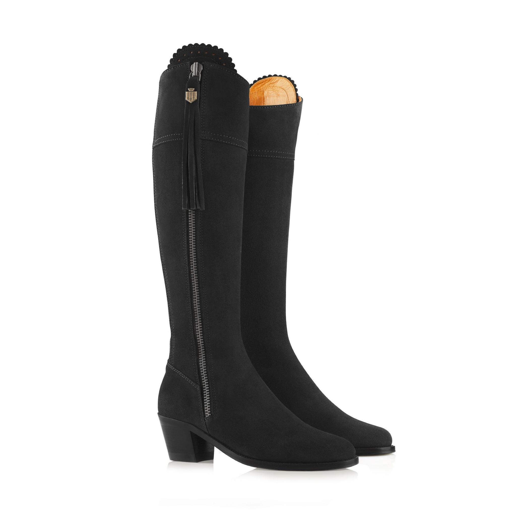 the heeled regina